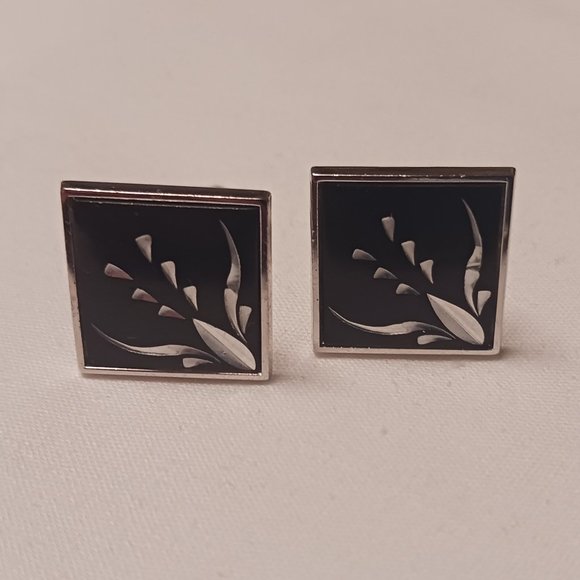 Mens Vintage Anson Cufflinks Silvertone Black Cut Floral Design Pair Cuff Links - Picture 1 of 7